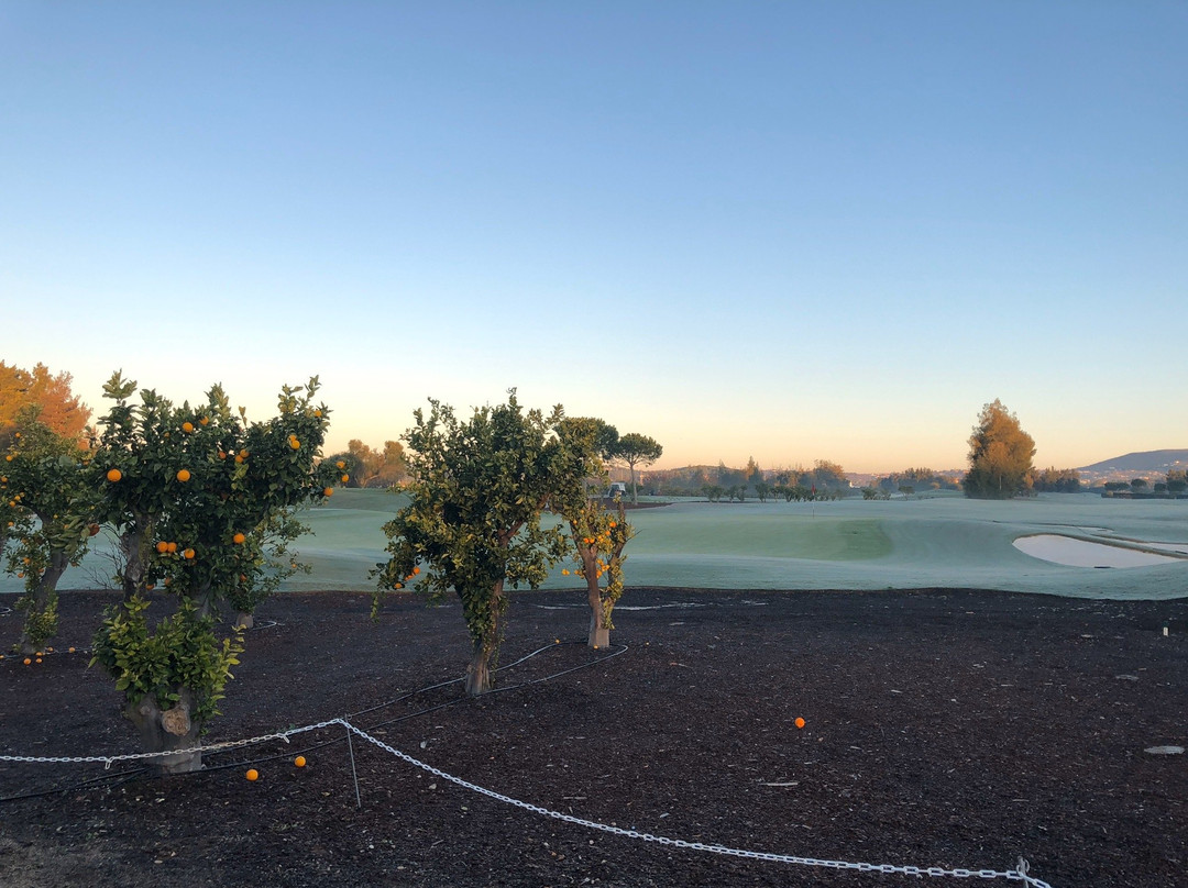 Laranjal Golf Course景点图片