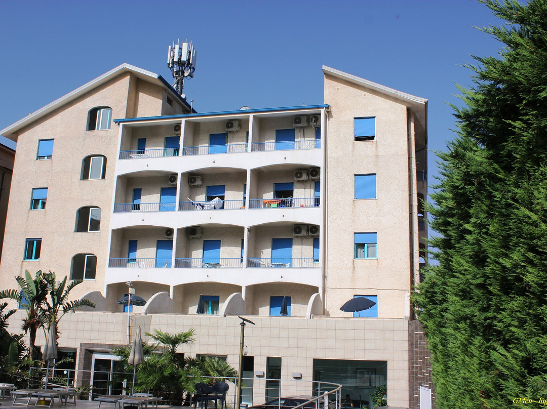 海洋皇宫酒店主图