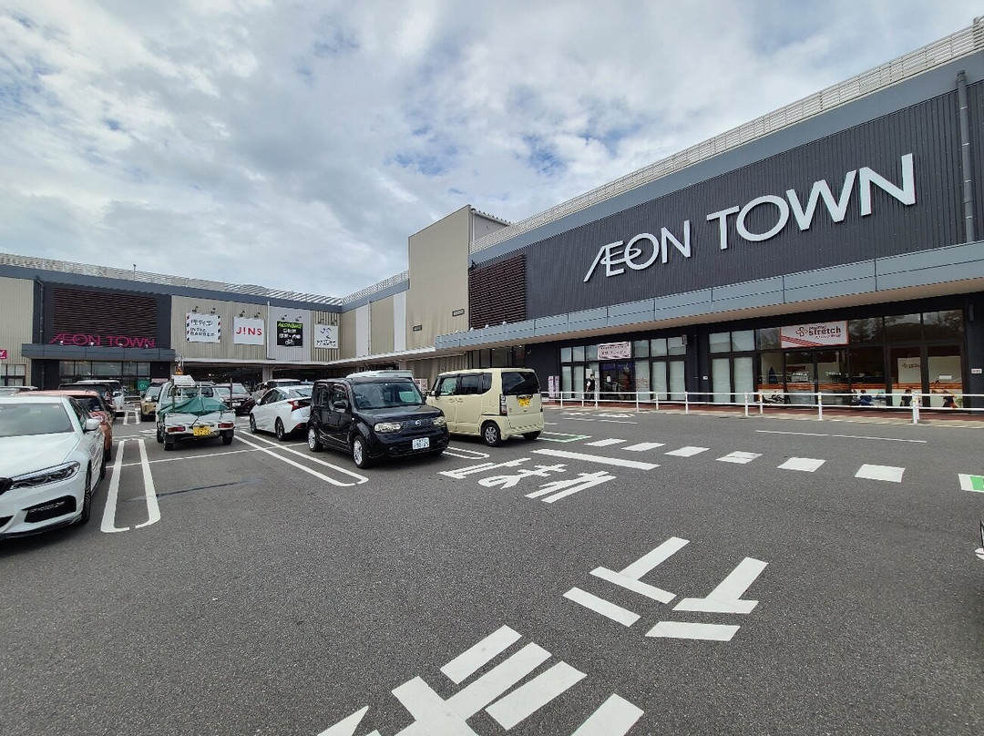 Aeon Town Yokkaichi Tomari景点图片