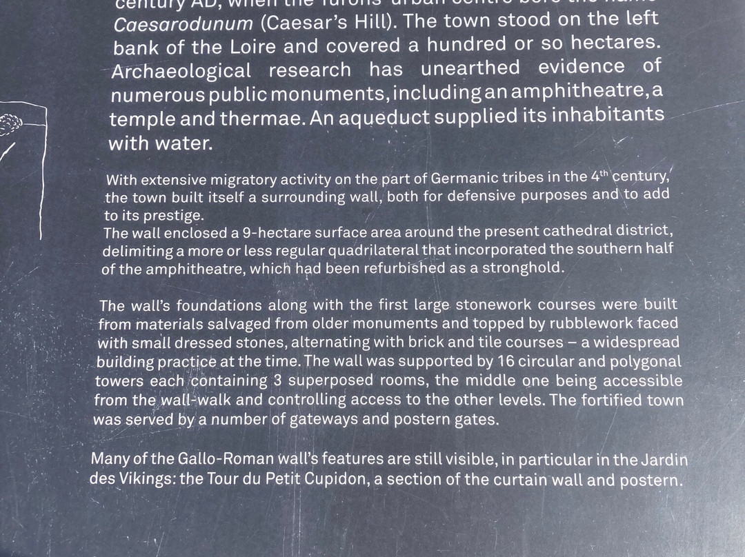 Enceinte gallo-Romaine-图尔必去景点
