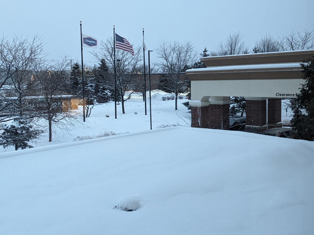 Hampton Inn & Suites Chicago-Libertyville主图