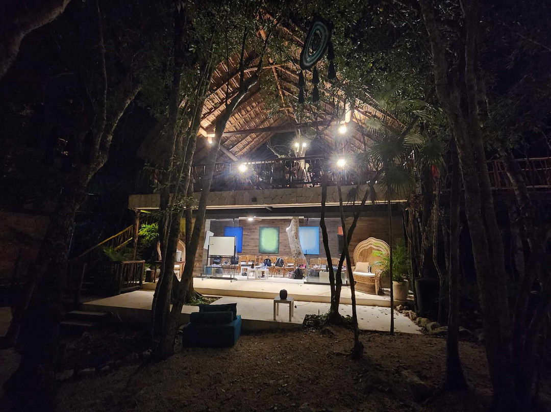 Kaaba Luum Hotel & Retreat Center主图