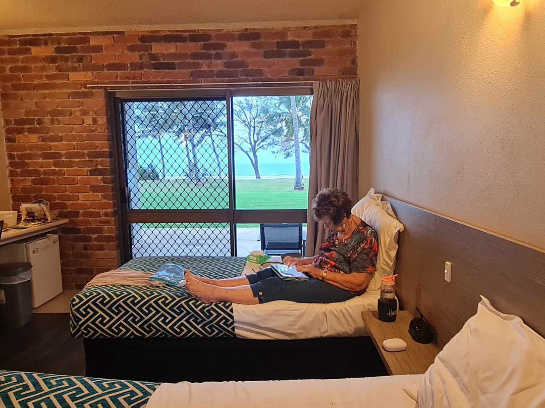 Sarina Beach Motel主图