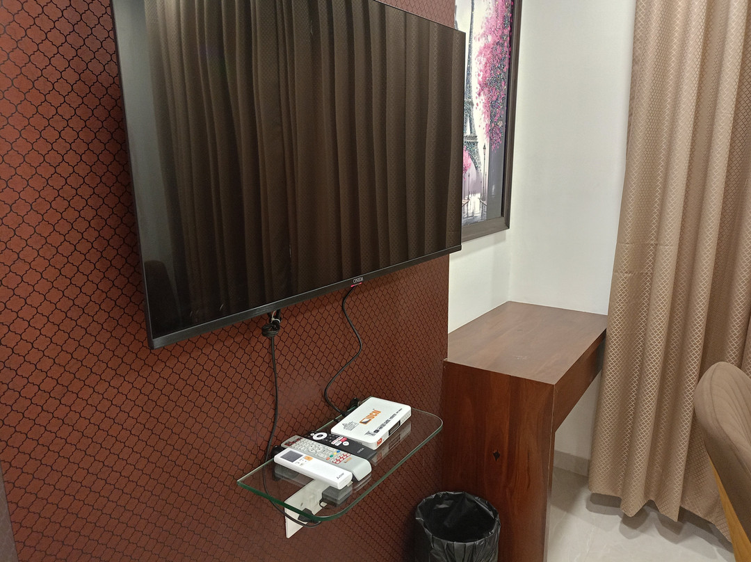 Treebo A1 Residency, Hingna T Point