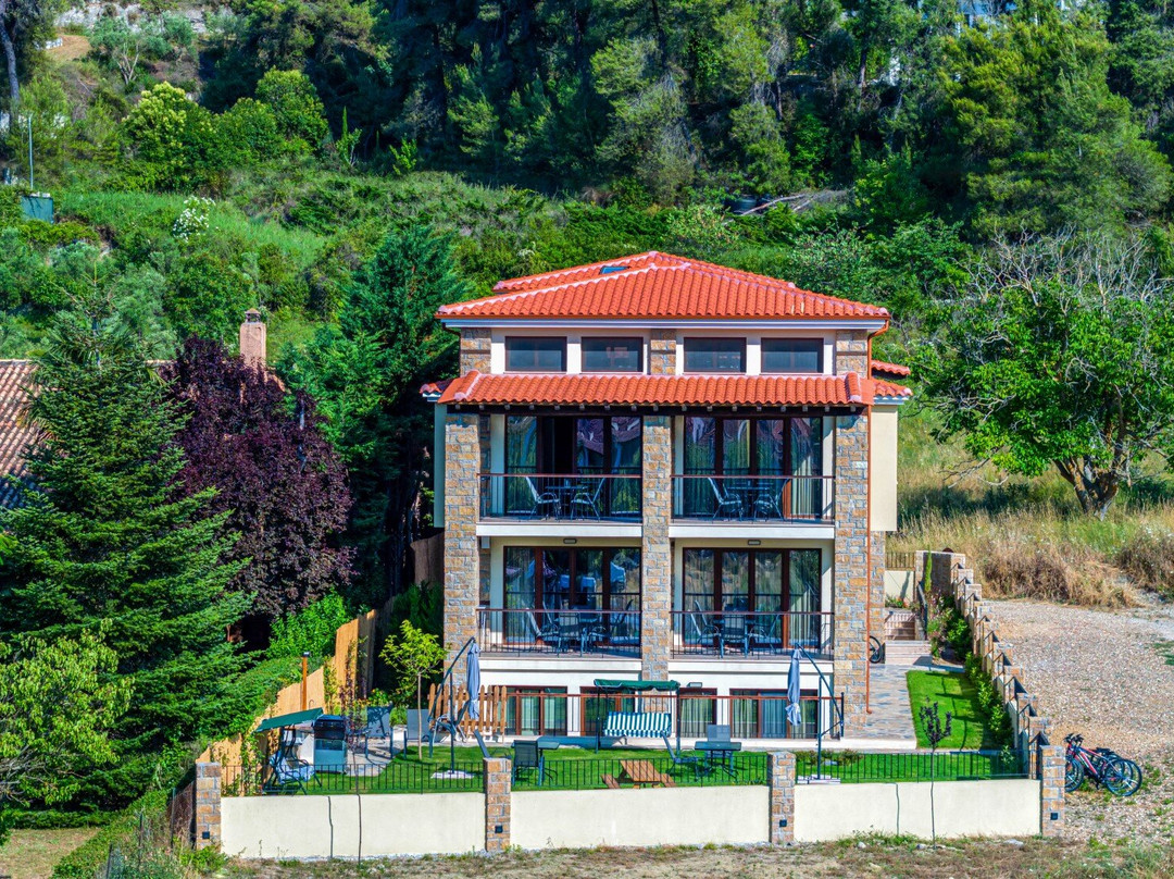 Penelope Luxury Suites