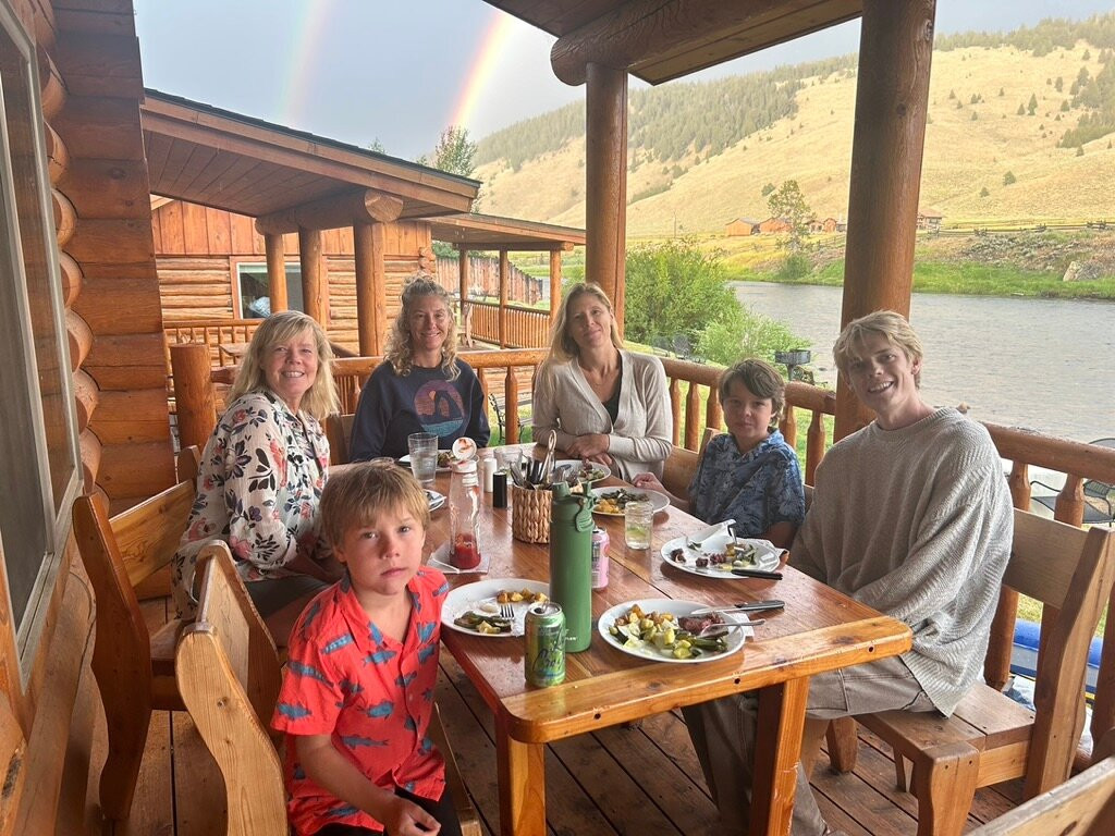 Stanley River Retreat & Cabins