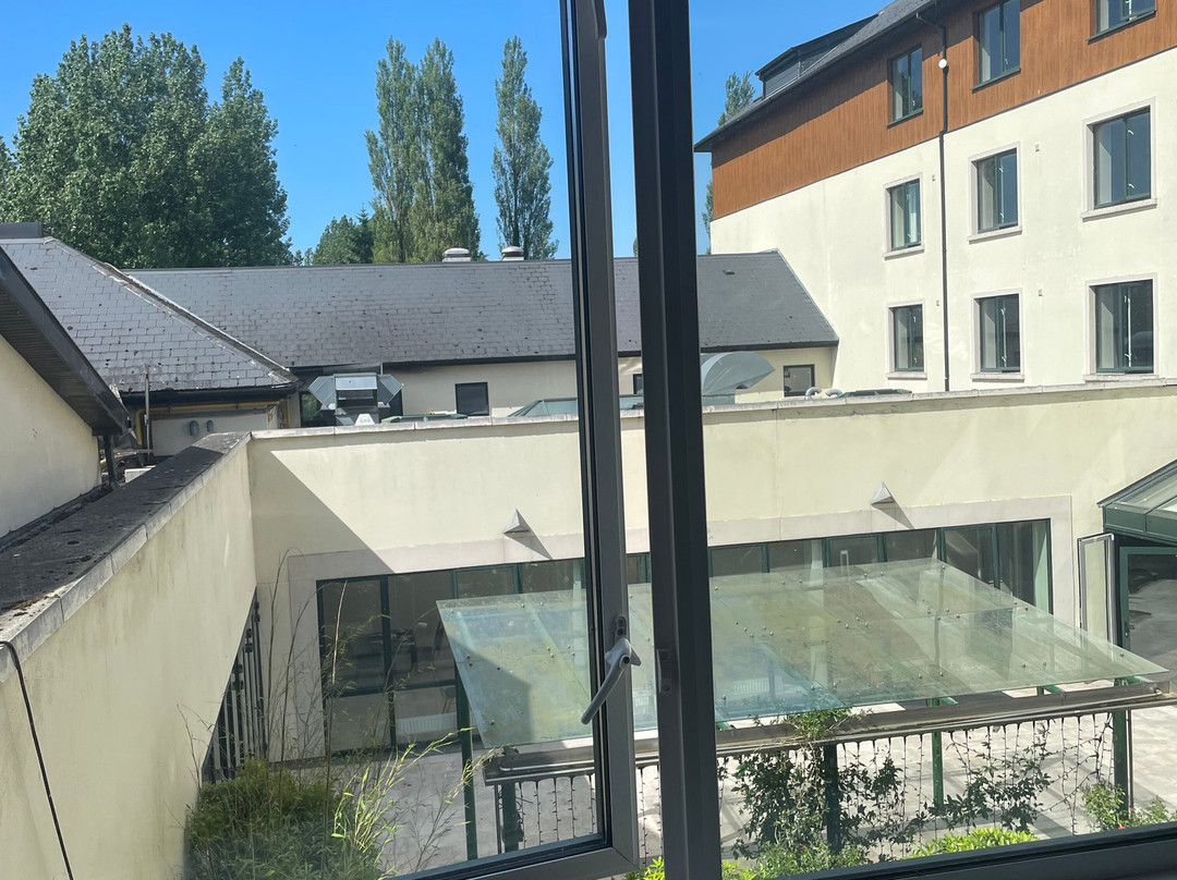 Charleville Park Hotel主图
