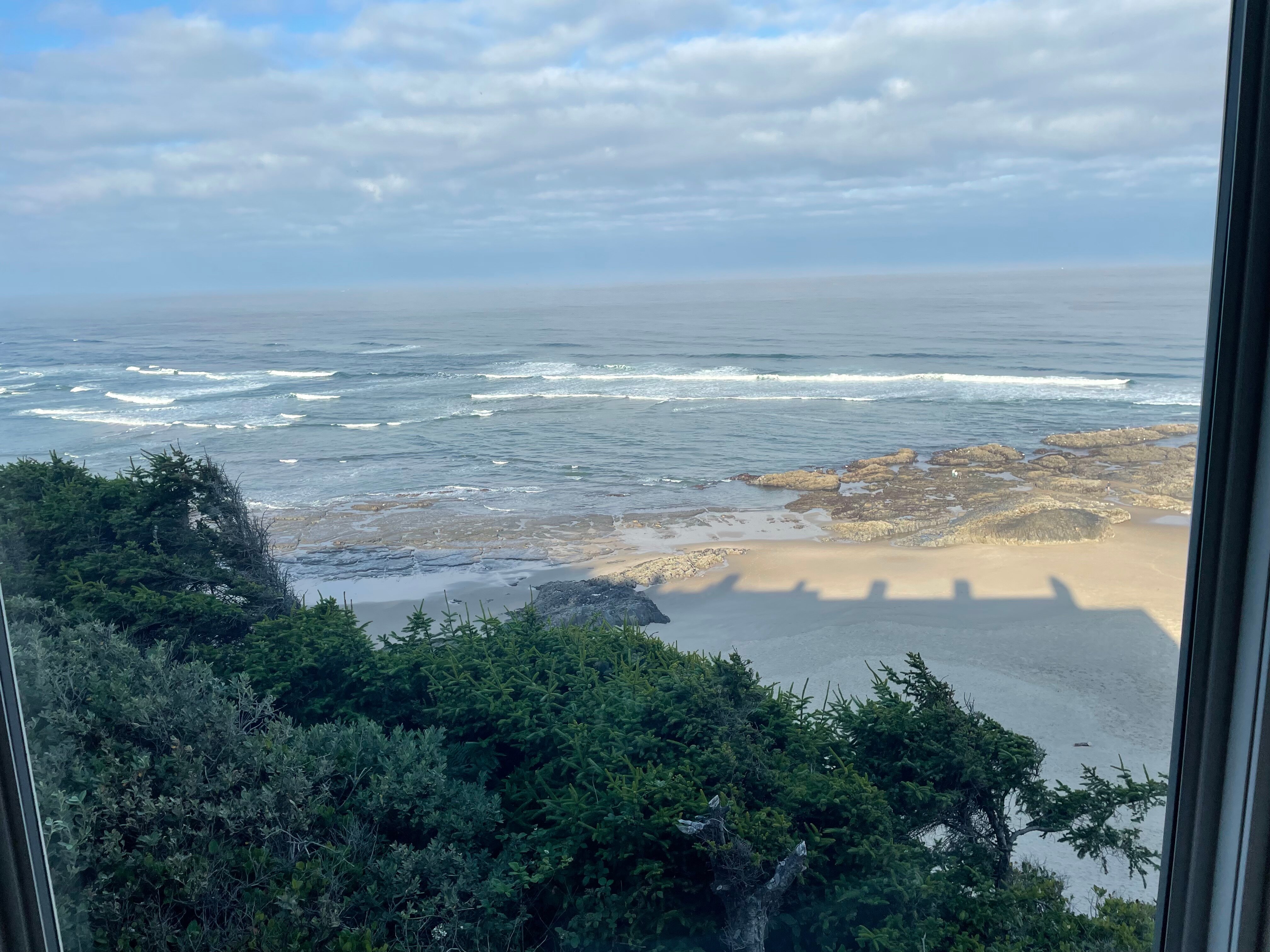 Ester Lee Oceanview Inn-泳池