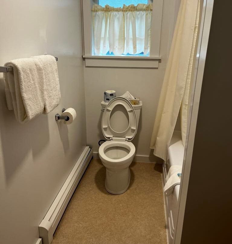 Cromwell Harbor Motel主图