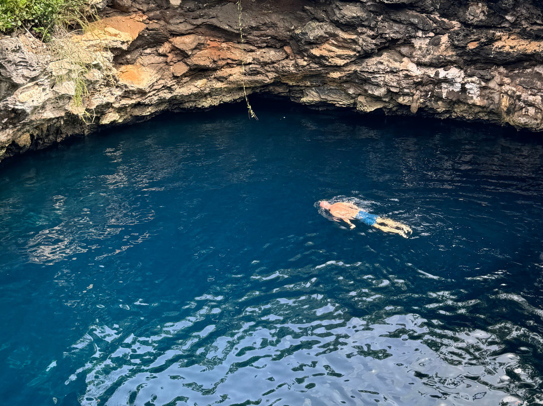 Sapphire Blue Hole-伊柳塞拉必去景点