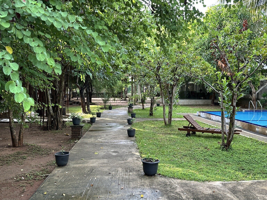 Tropicara Resort Sigiriya