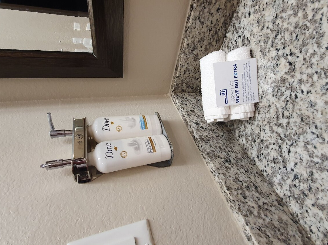 Holiday Inn Express & Suites Williams By IHG主图