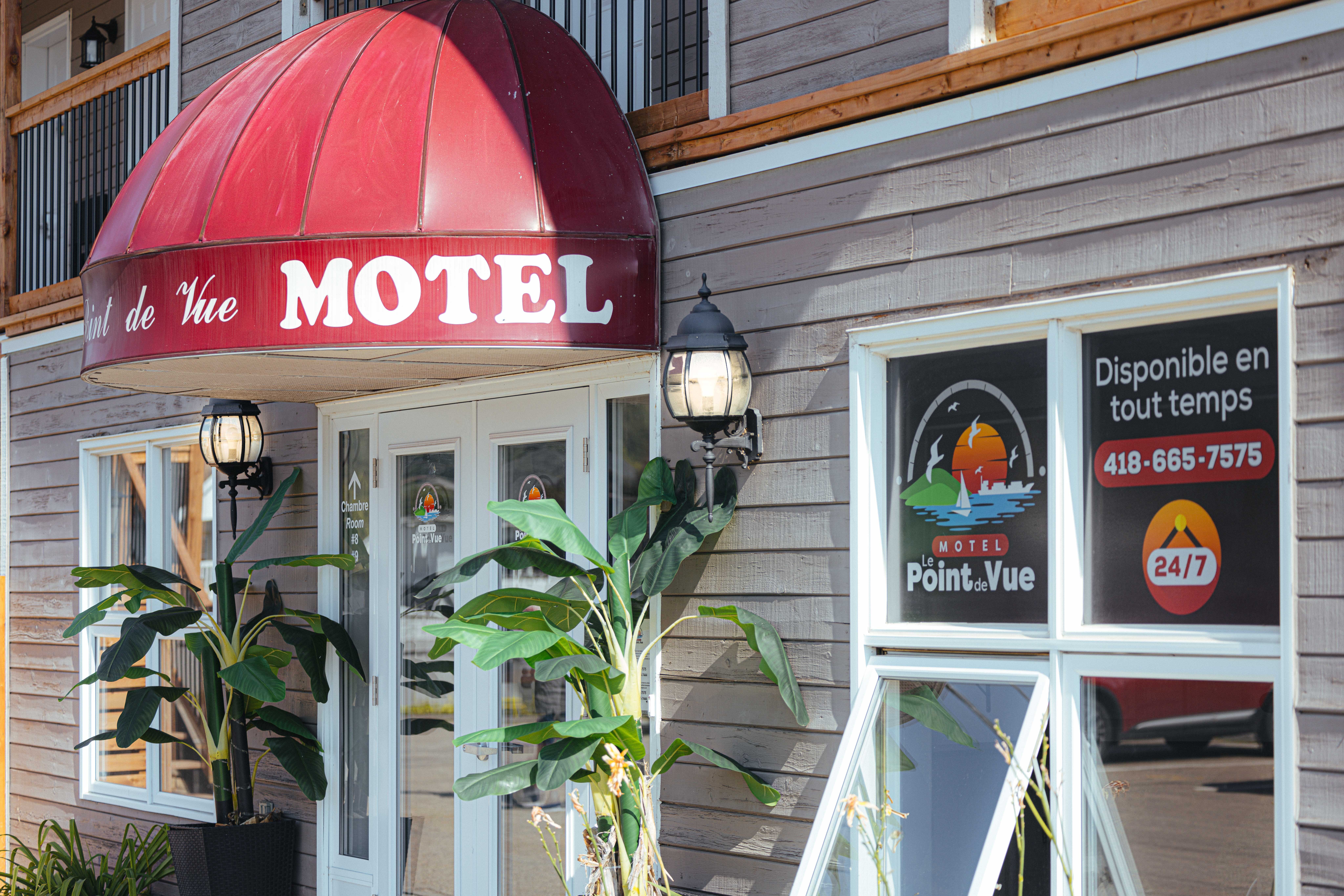 Motel Le Point De Vue-浴室