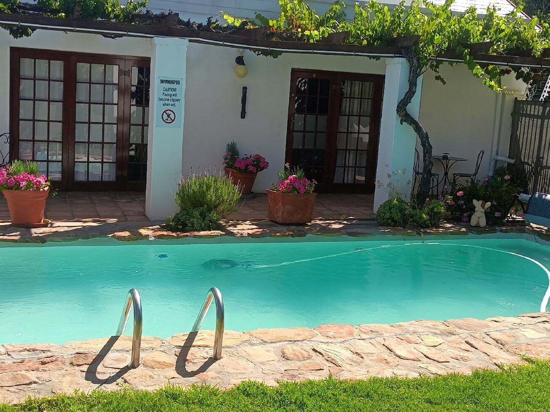 Gubas De Hoek Meet Eat Sleep主图