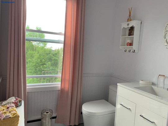 Les Bergeronnes酒店住宿-Maison Charles Edmond