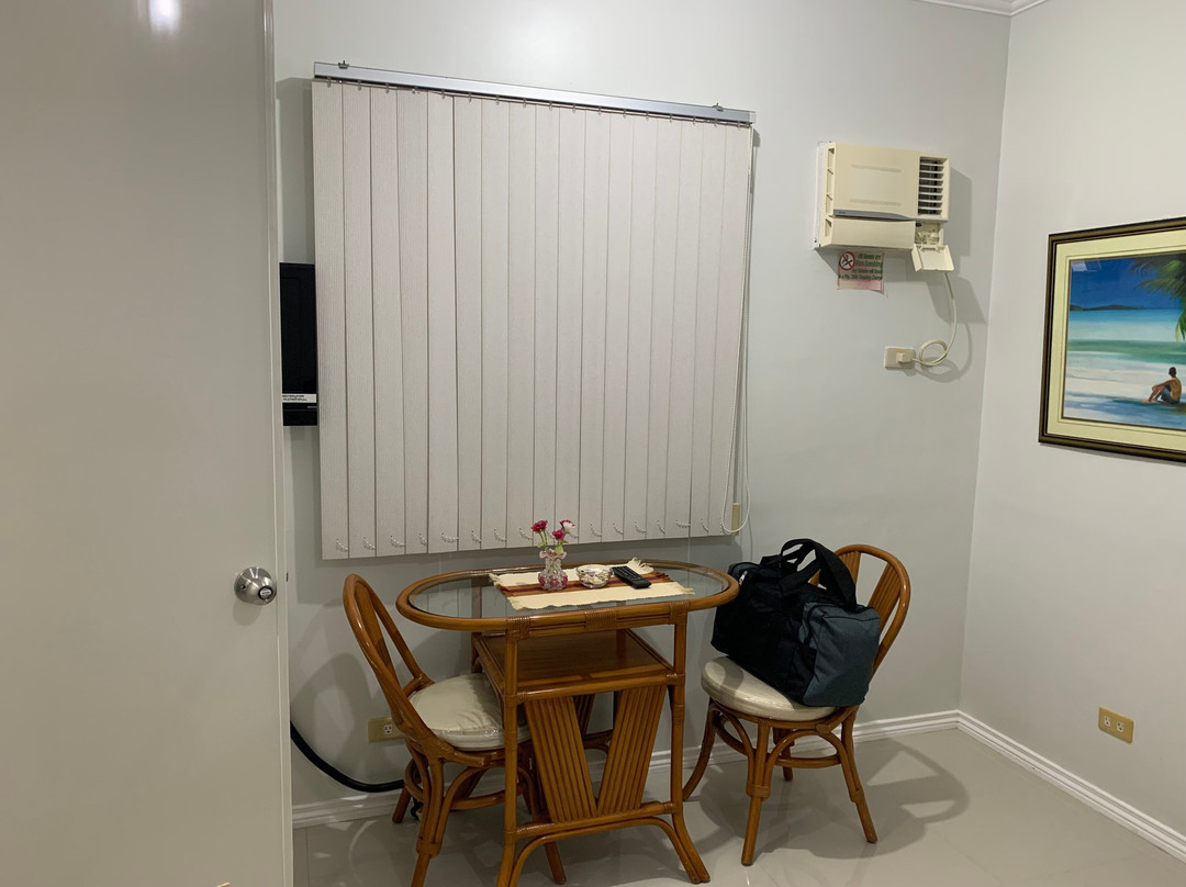 Tartaruga's Hotel and Pagudpud Yacht Club Restaurant主图