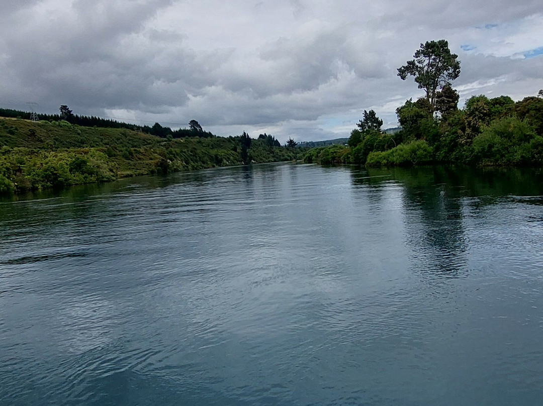 Huka Falls River Cruise景点图片