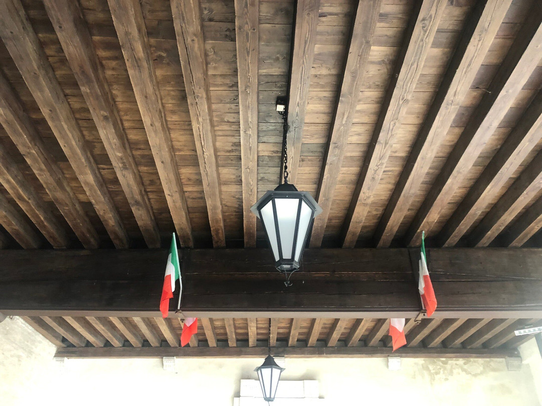 Il Fondego O Loggia .景点图片