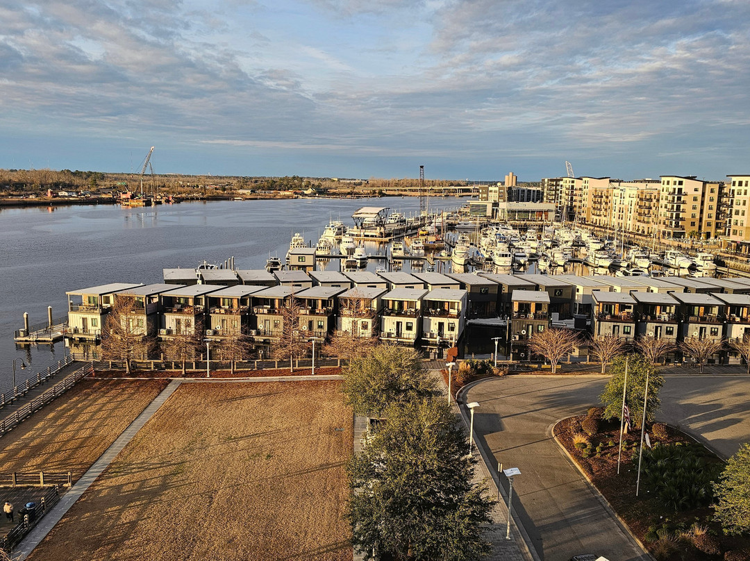 Embassy Suites by Hilton Wilmington Riverfront主图