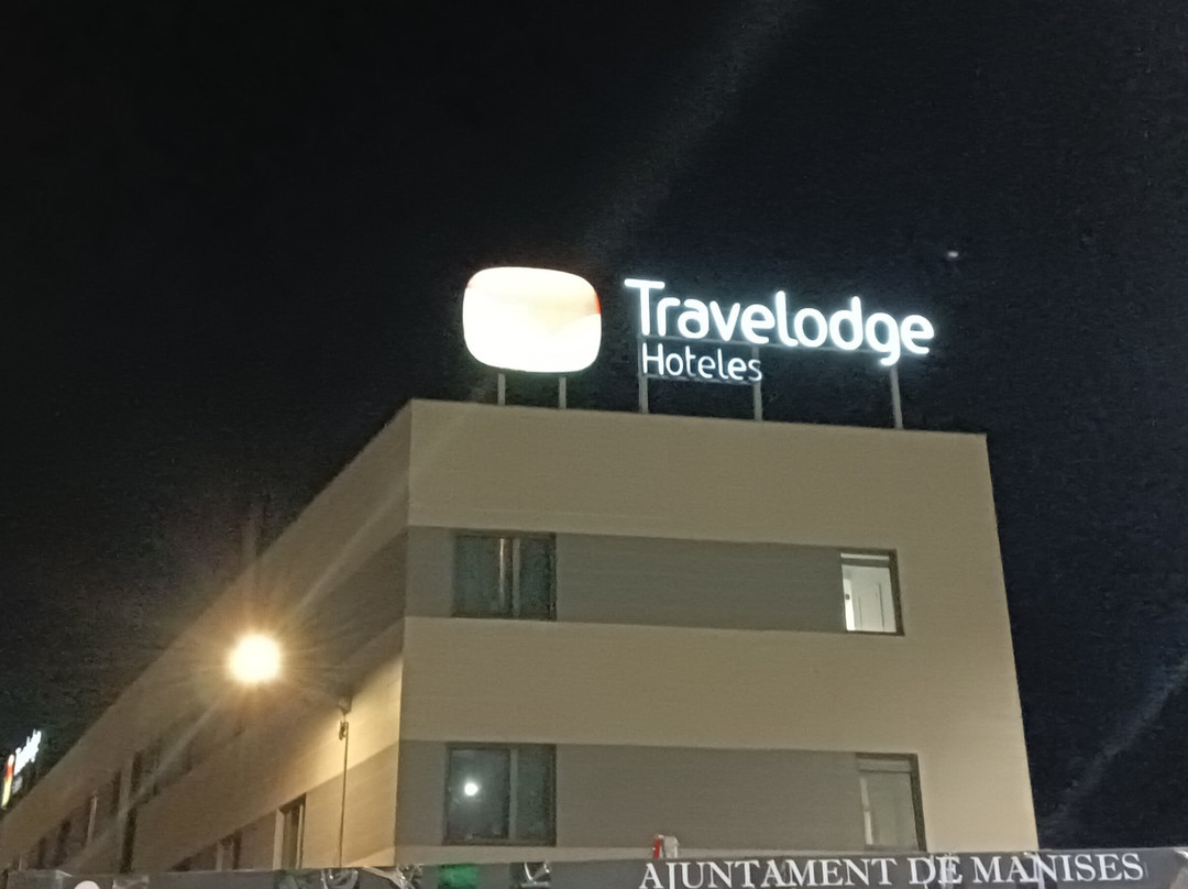 奇瓦伦西亚机场旅游洛奇酒店主图
