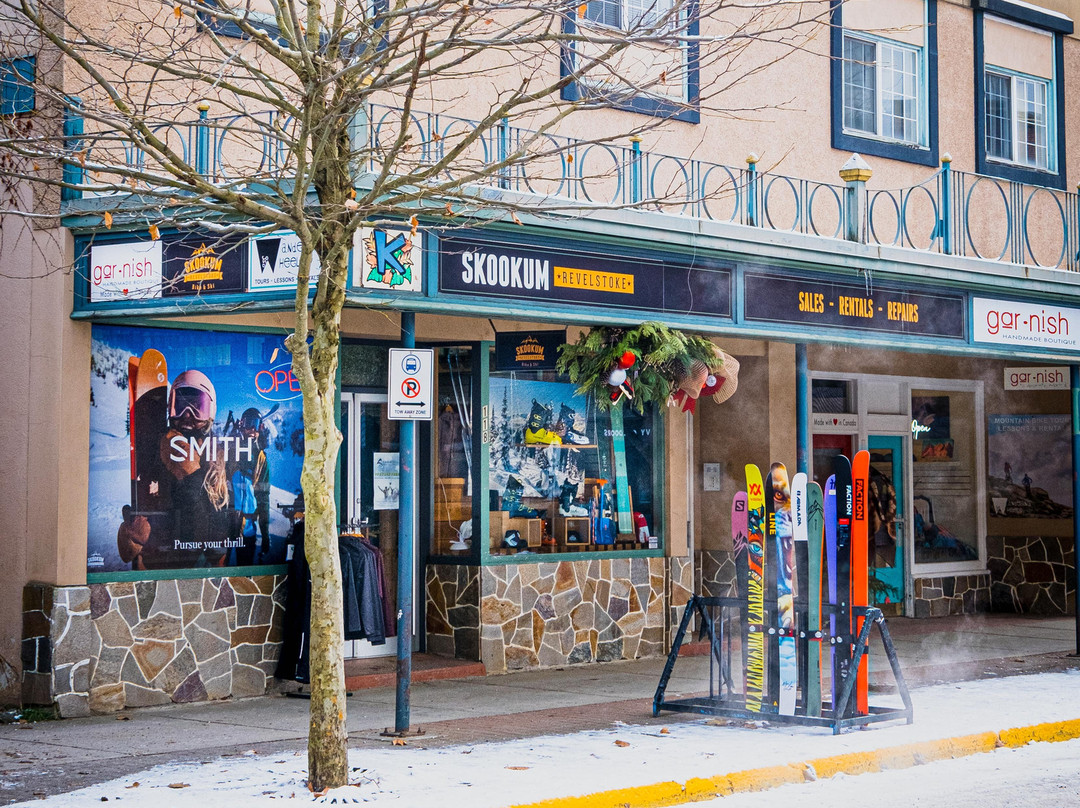 Skookum Bike & Ski-雷夫尔斯托克必去景点