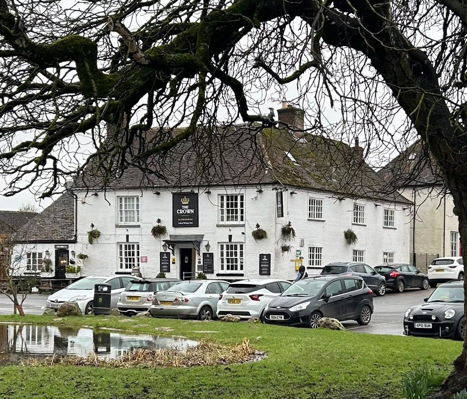 The Crown, Aldbourne-Aldbourne必去景点