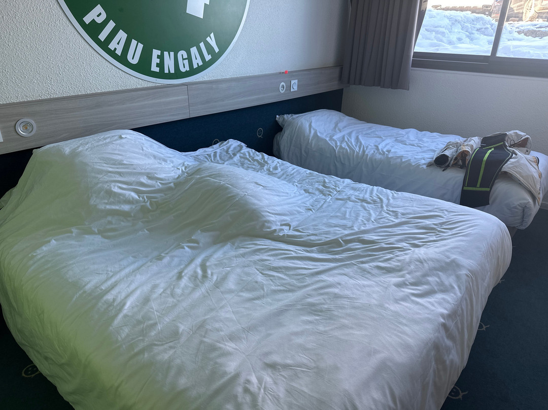 Hotel des 4 Ours主图