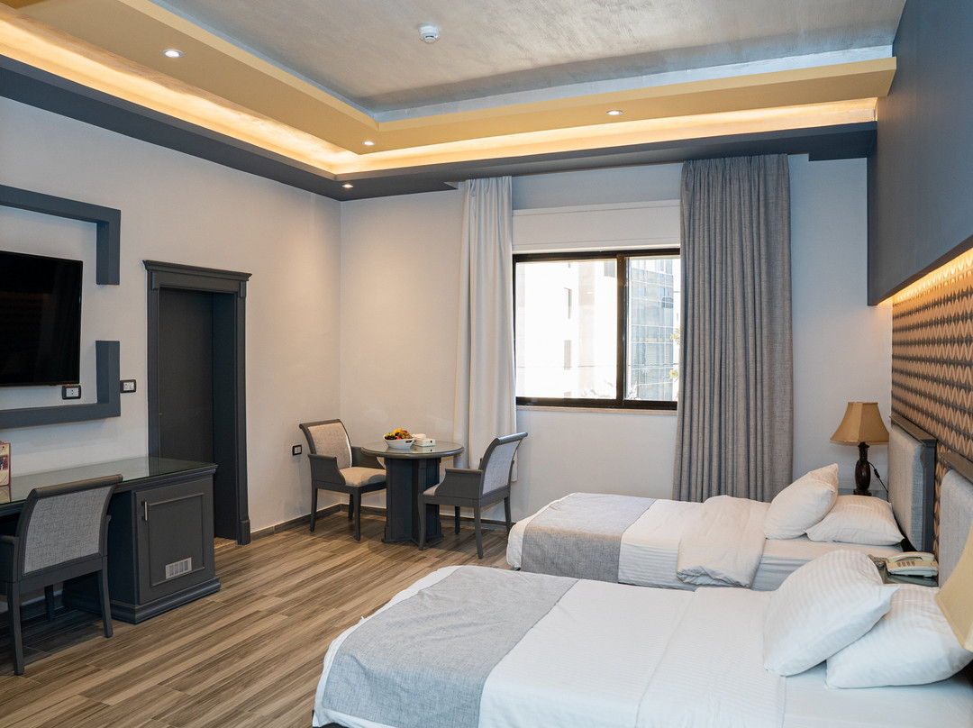 西萨玛酒店主图