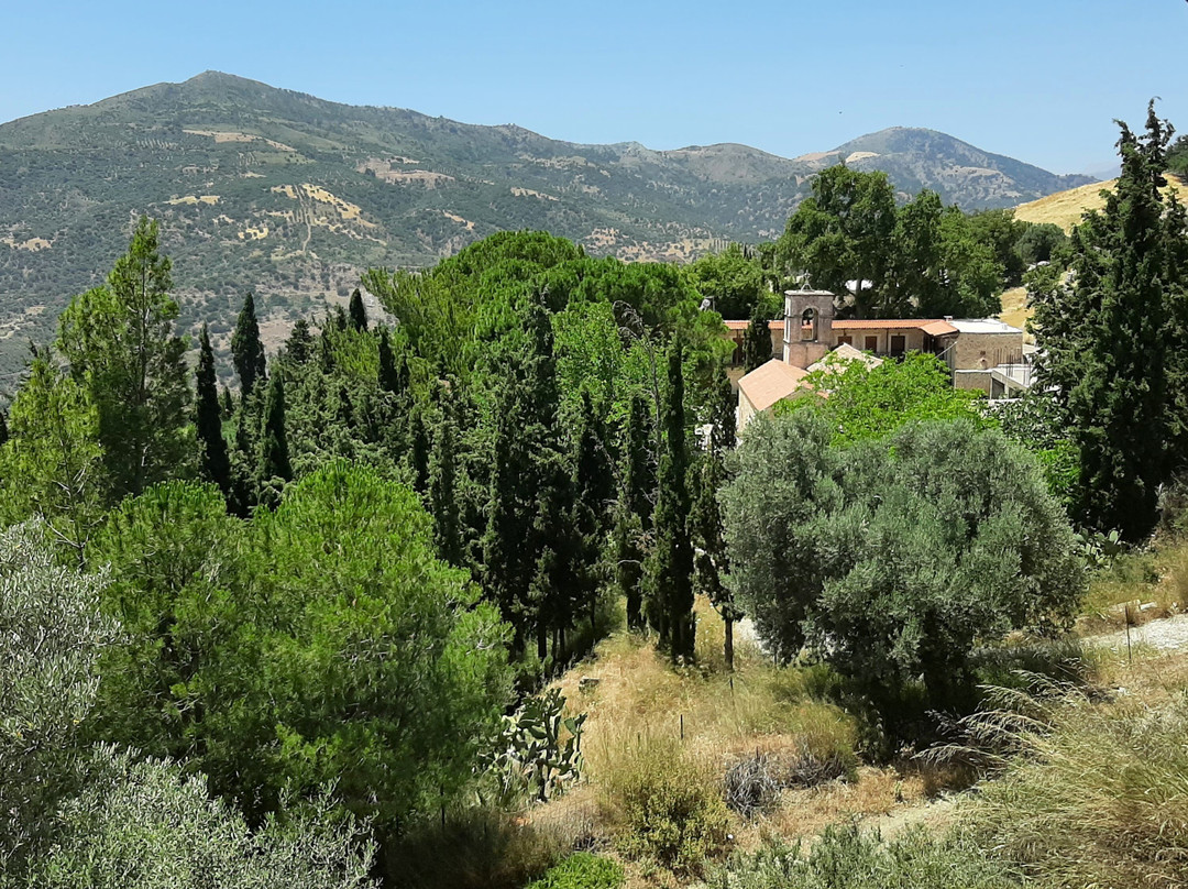 Vrondisi Monastery-Zaros必去景点