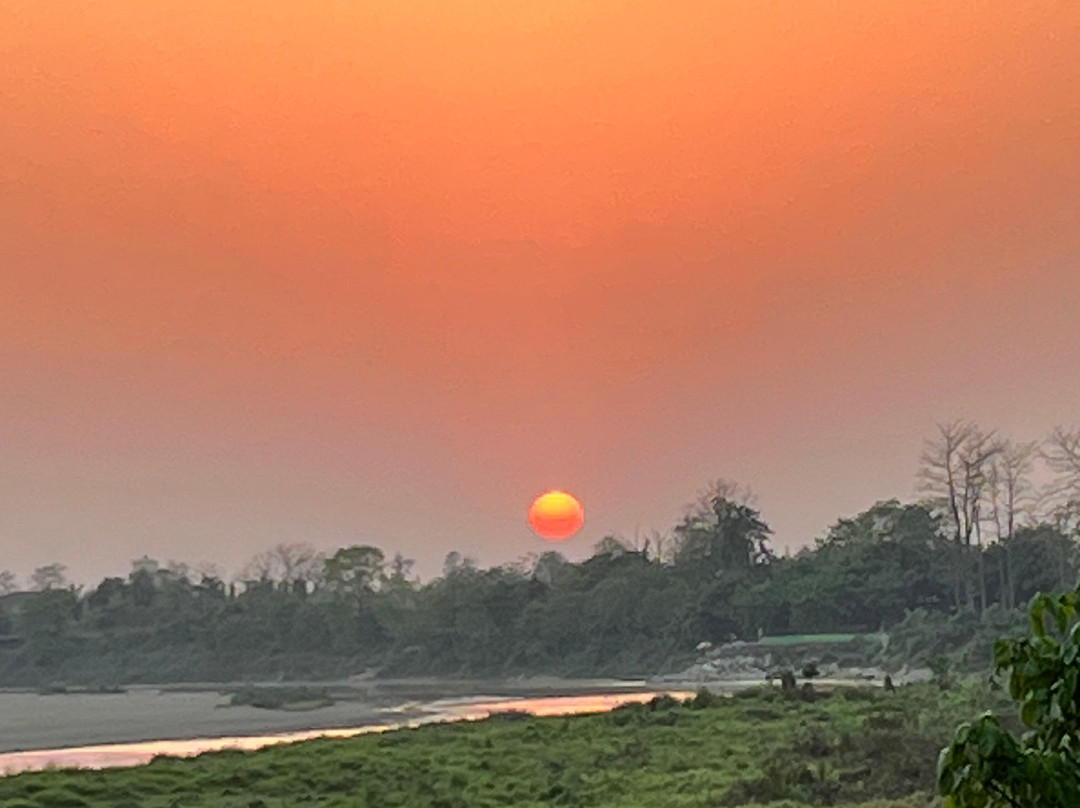 Safari Narayani Hotel主图