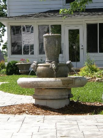 Tranquil Inn & Spa LLC主图