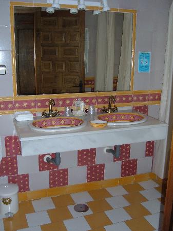Hotel Rural Casares-浴室