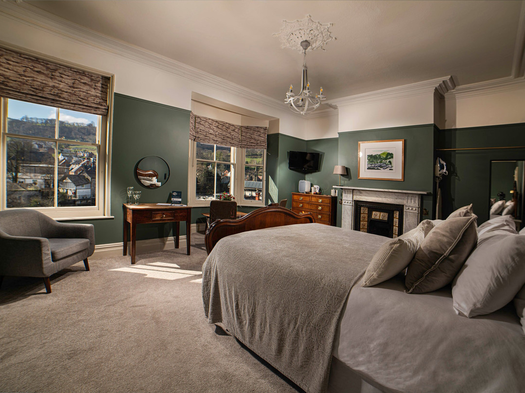 Riversdale House Bed & Breakfast