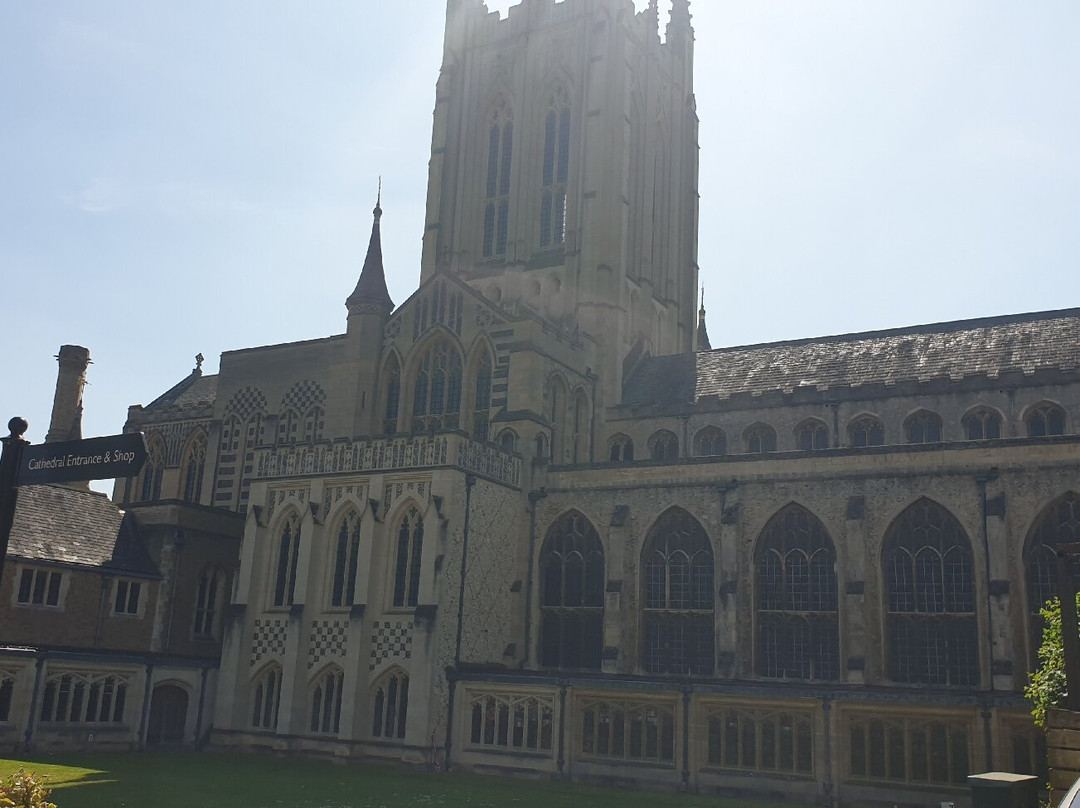 St. Edmundsbury Cathedral景点图片