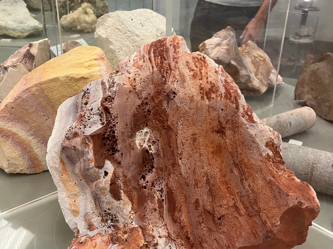 Milos Mining Museum-Adamas必去景点