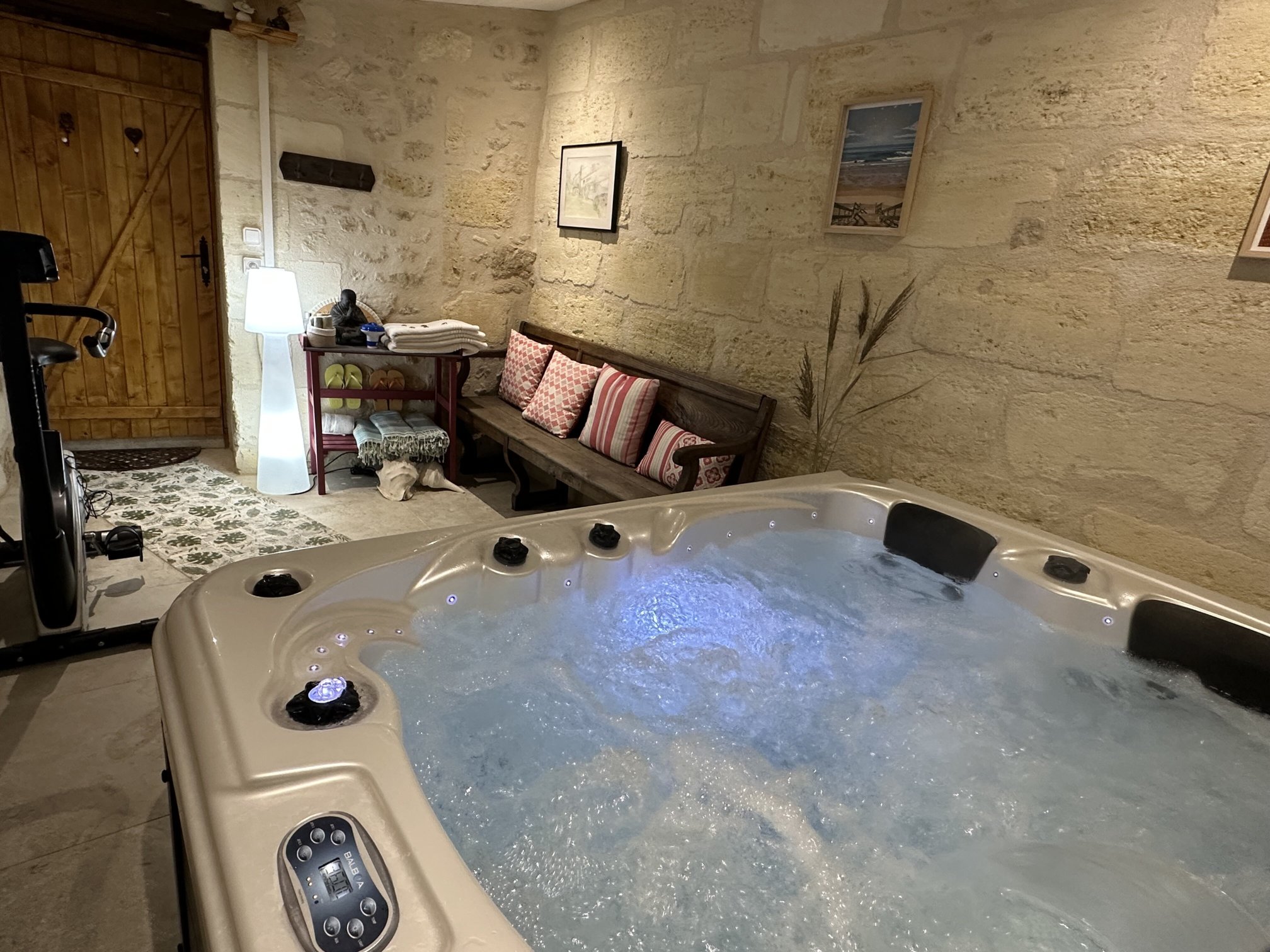 Maison Jeroboam-官方