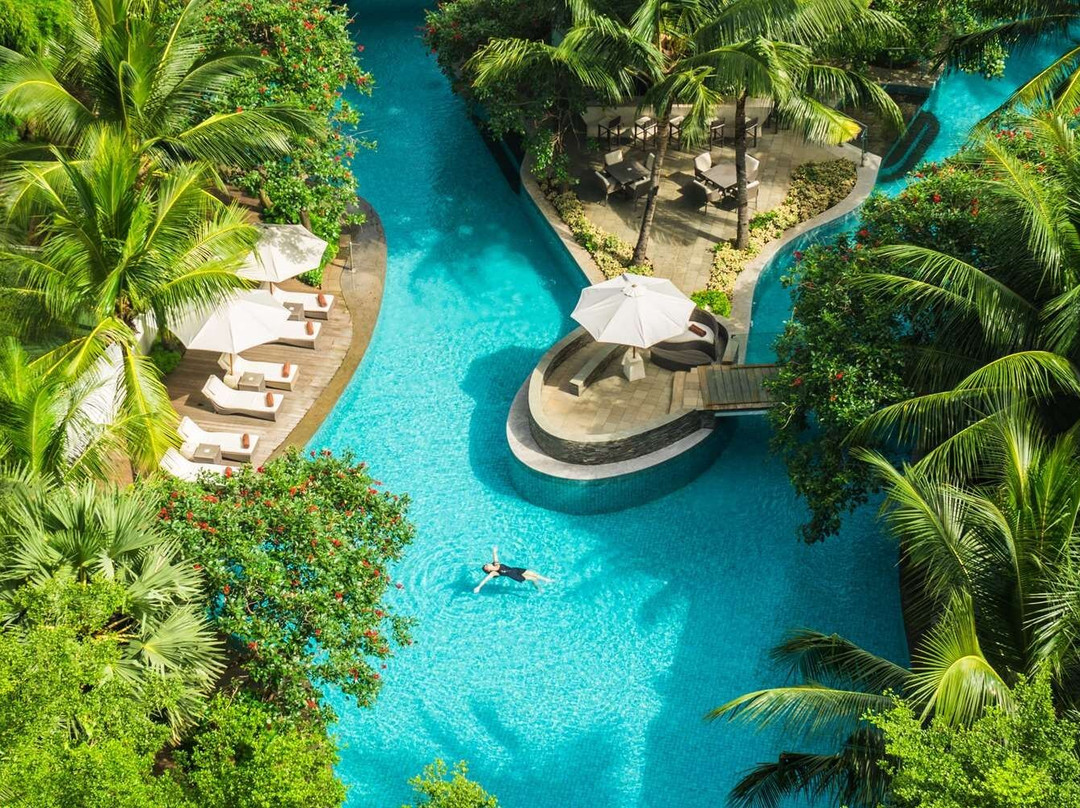 雅加达希尔顿逸林酒店主图