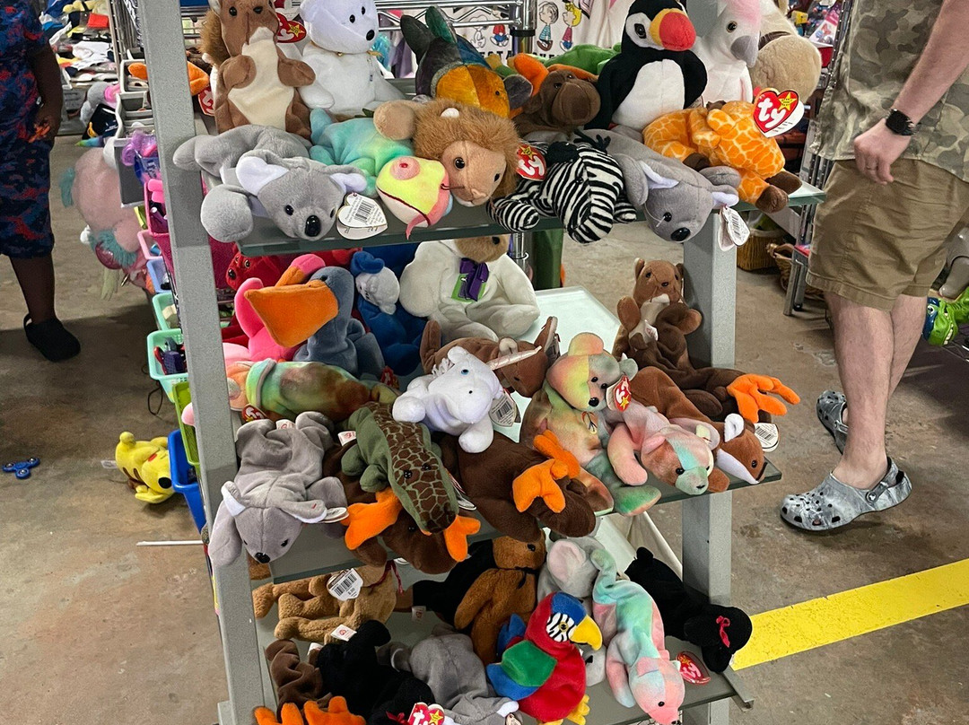 Flea Land-鲍灵格林必去景点