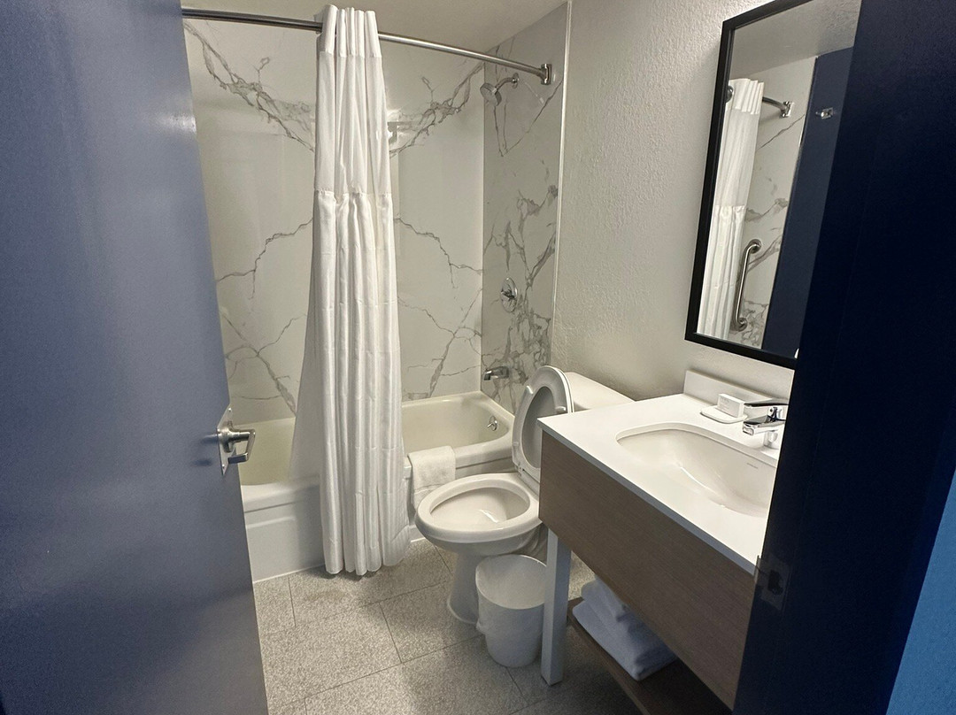 Spark By Hilton Daleville Roanoke North主图