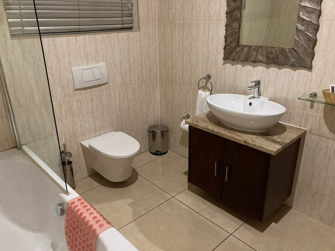 Victoria Falls Deluxe Suites主图