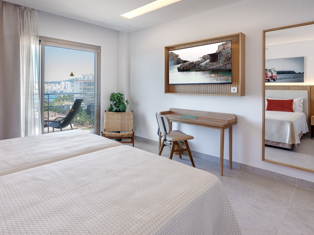 贝拉马尔海滩水疗酒店主图