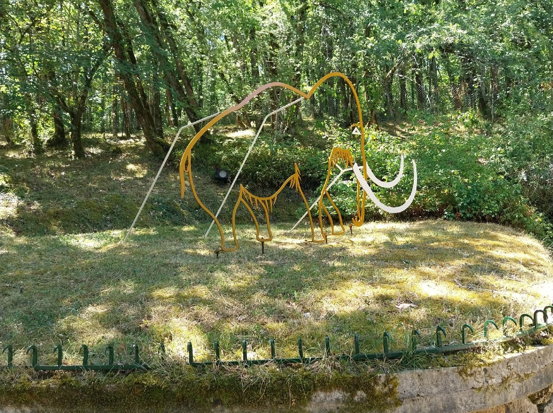 Rouffignac Cave-Rouffignac-Saint-Cernin-de-Reilhac必去景点