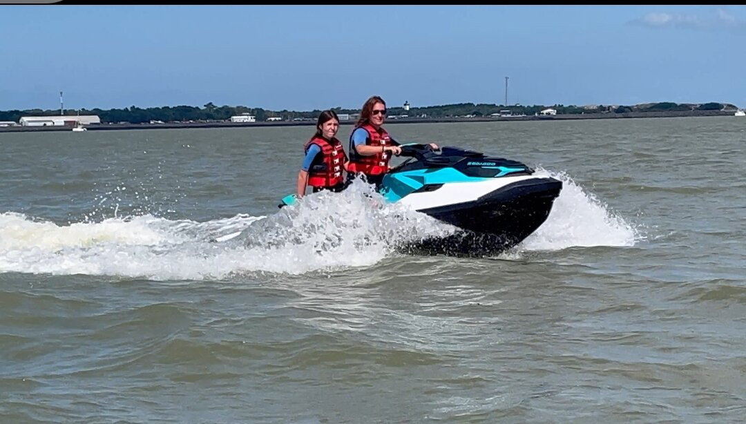 Extreme Jet 33-Le Verdon Sur Mer必去景点