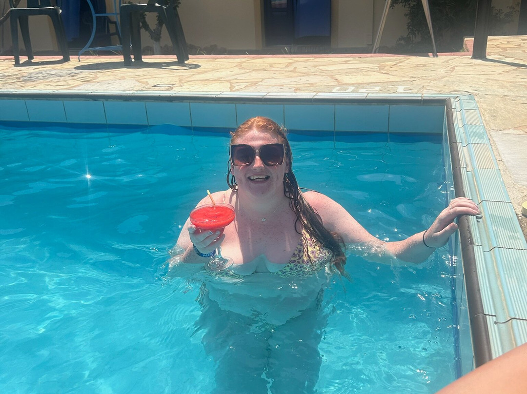 Eltina Apartments主图