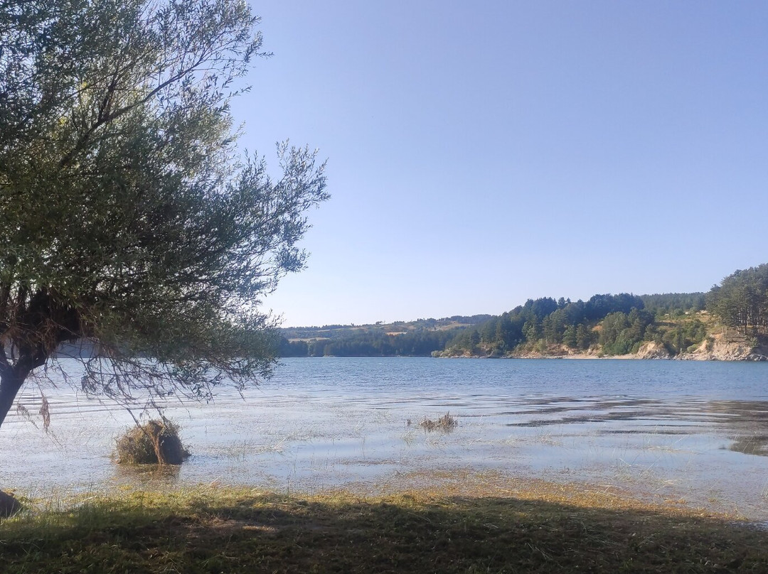 Lago Cecita-Spezzano della Sila必去景点