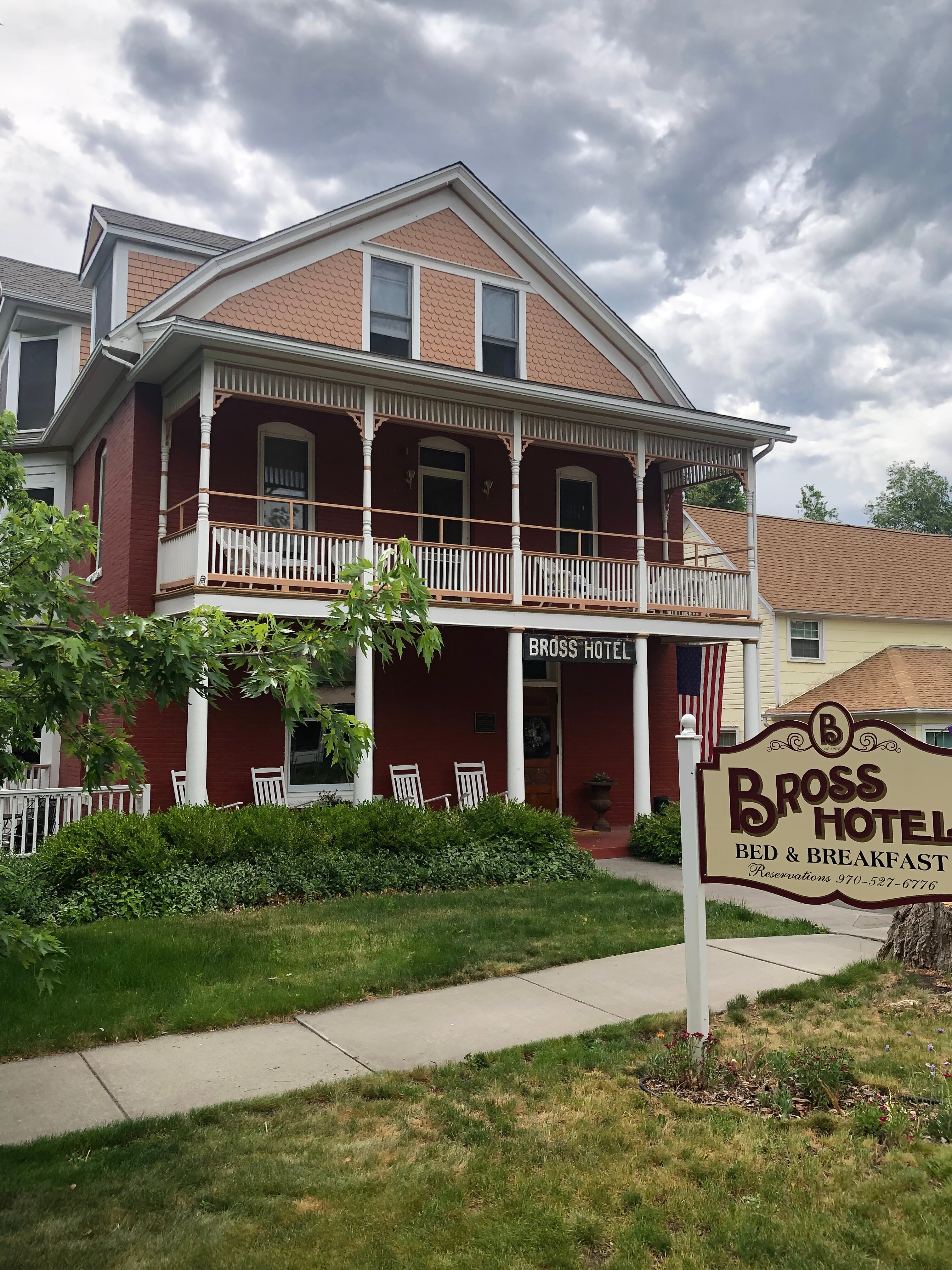 Bross Hotel Bed and Breakfast-官方