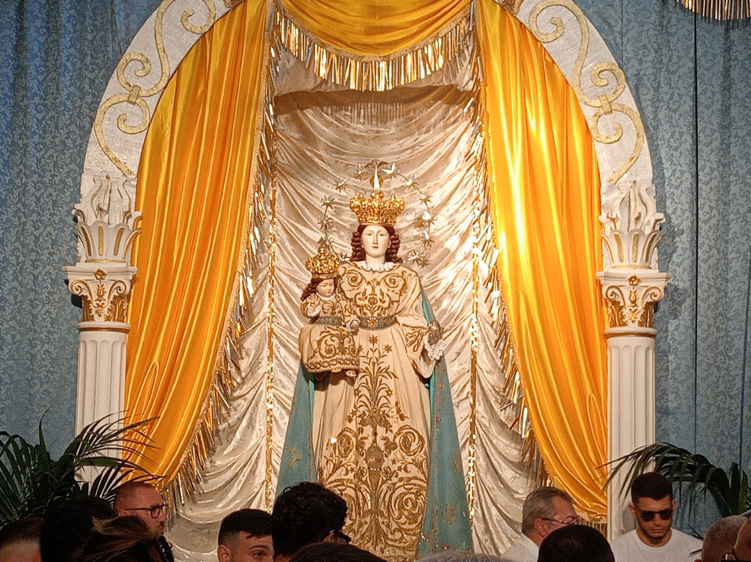 Basilica Santa Maria della Neve-那不勒斯必去景点