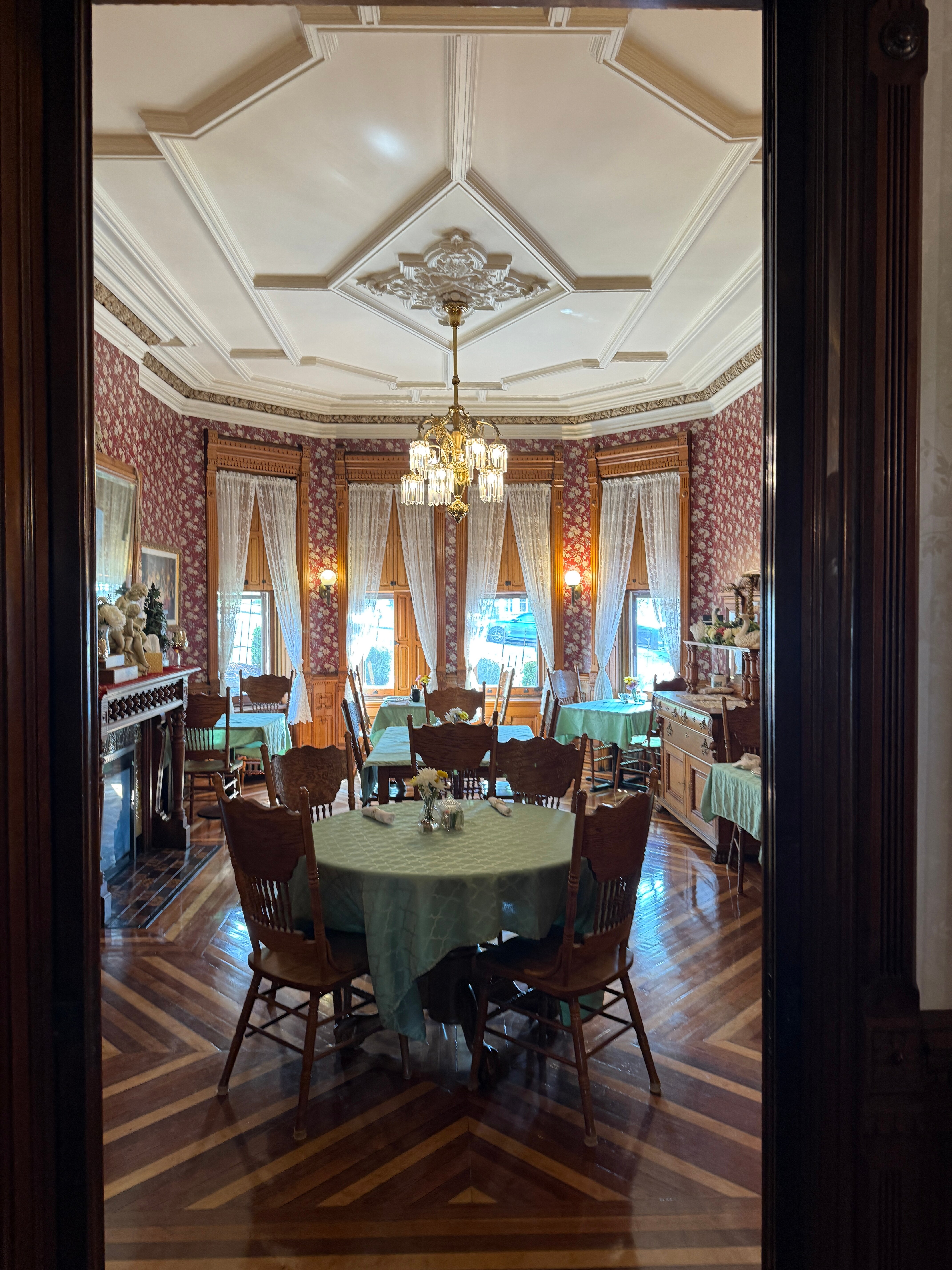 Reynolds Mansion Bed and Breakfast-餐饮