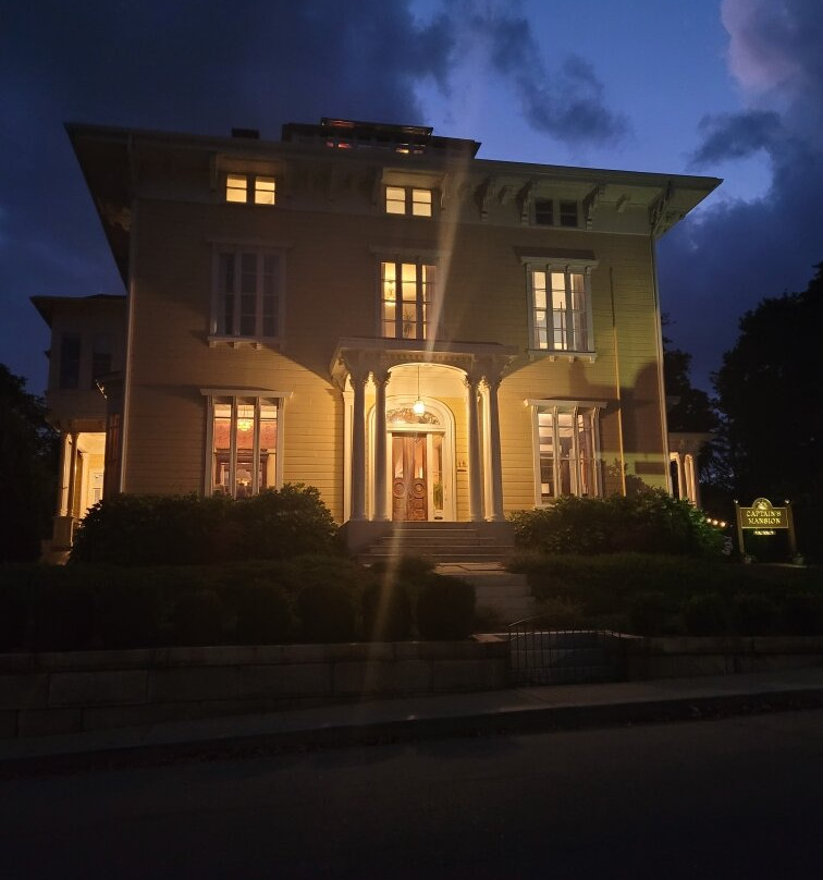 Captain’s Mansion主图