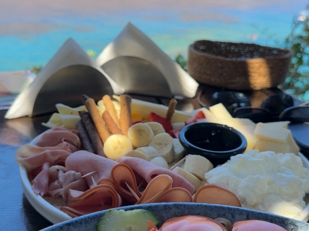 Loutro Holidays主图